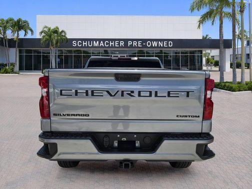 Sterling Gray Metallic 2024 Chevrolet Silverado 1500 Custom
