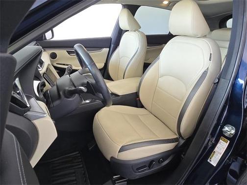 2022 INFINITI QX50 Luxe