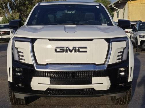 2025 GMC Sierra EV Denali