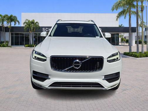 2019 Volvo XC90 T5 Momentum