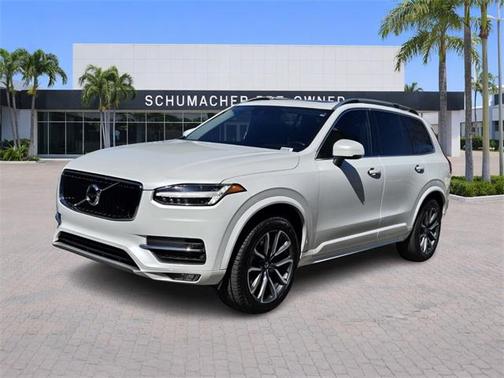 2019 Volvo XC90 T5 Momentum