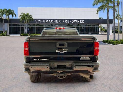Black 2019 Chevrolet Silverado 2500 High Country