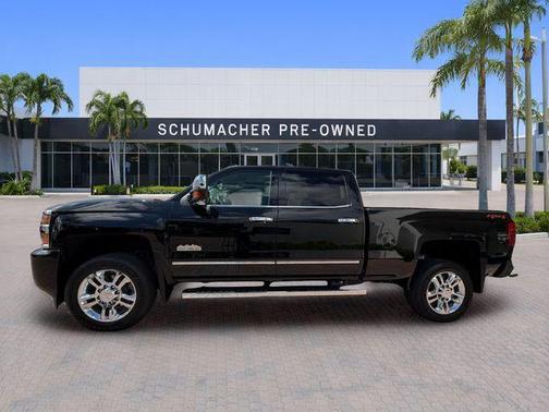 Black 2019 Chevrolet Silverado 2500 High Country