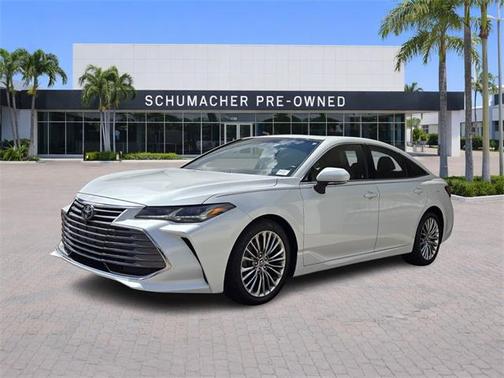 2019 Toyota Avalon XLE