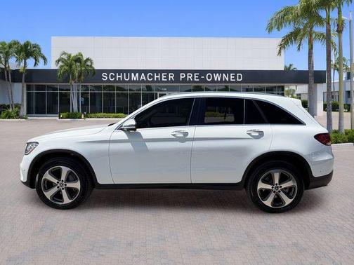 B 2022 Mercedes-Benz GLC 300 Base 4MATIC