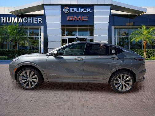Moonstone Gray Metallic 2026 Buick Envista Avenir