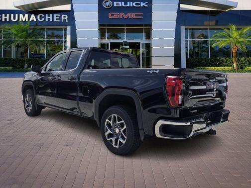 Onyx Black 2026 GMC Sierra 1500 SLE