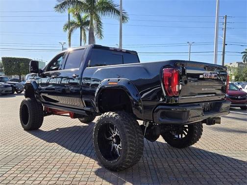 2021 GMC Sierra 2500 AT4