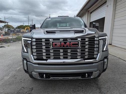 2025 GMC Sierra 2500 Denali