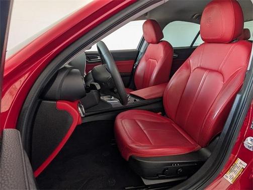 2019 Alfa Romeo Giulia Base