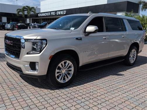 2022 GMC Yukon XL SLE