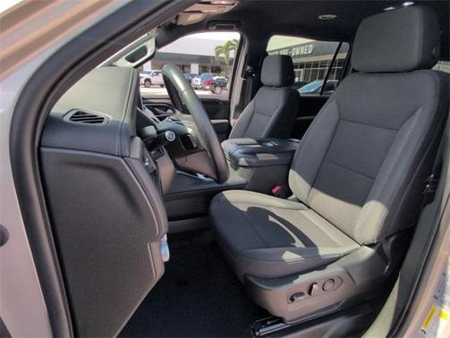 2022 GMC Yukon XL SLE