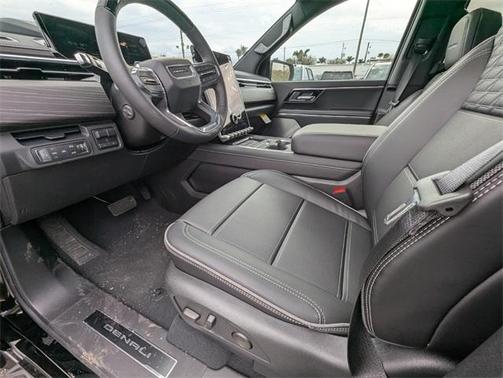 2025 GMC Sierra EV Denali