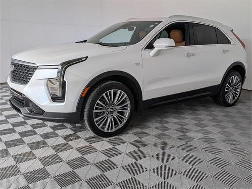 2024 Cadillac XT4 Premium Luxury