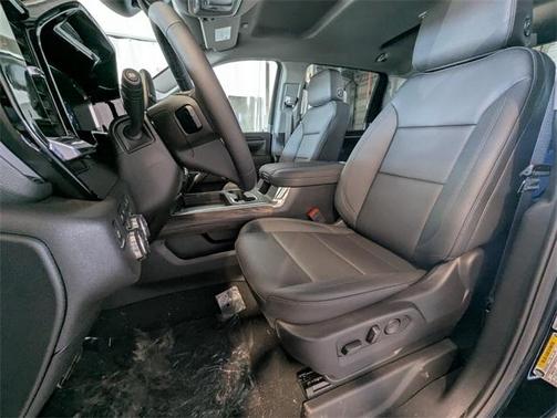 2025 GMC Sierra 2500 SLT