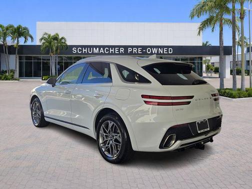 Alta White 2025 Genesis GV70 2.5T