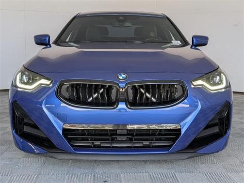 2024 BMW 230 i
