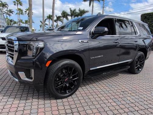 2023 GMC Yukon SLT