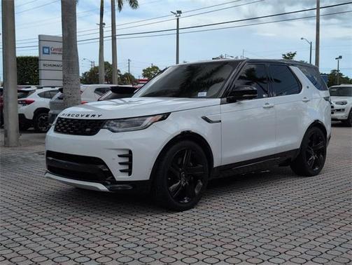 2024 Land Rover Discovery P360 Dynamic SE
