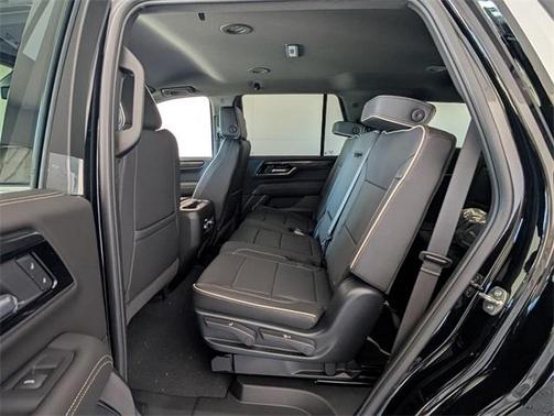 2025 GMC Yukon XL Elevation