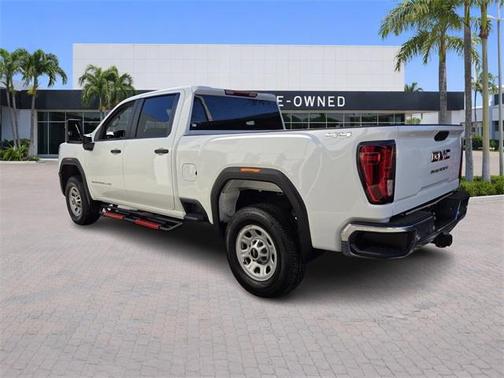 2024 GMC Sierra 2500 Pro