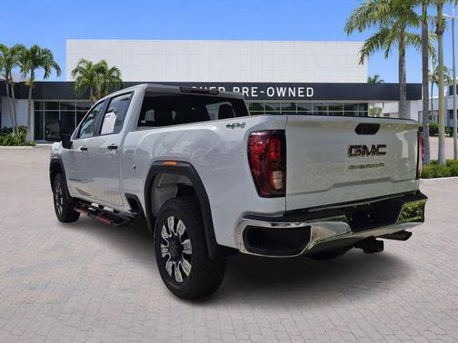 2024 GMC Sierra 2500 Pro