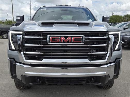 2025 GMC Sierra 3500 SLT