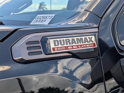 2025 GMC Sierra 2500 AT4X