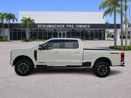 2023 Ford F-350 Lariat Super Duty