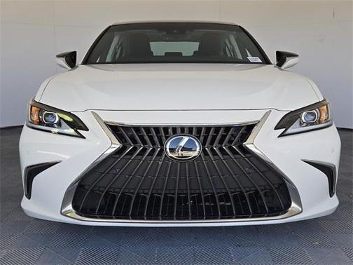 2022 Lexus ES 350 Base