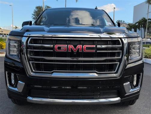 2022 GMC Yukon SLT