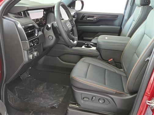 2025 GMC Yukon XL AT4