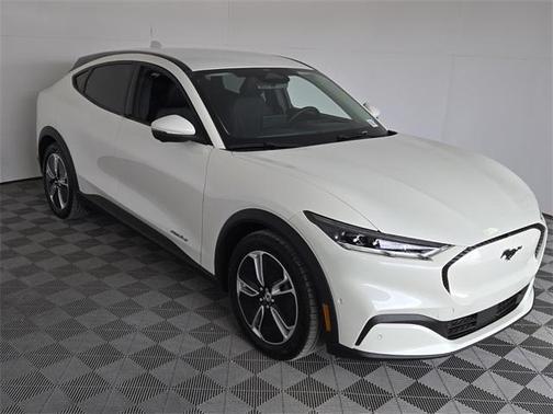 2022 Ford Mustang Mach-E Select