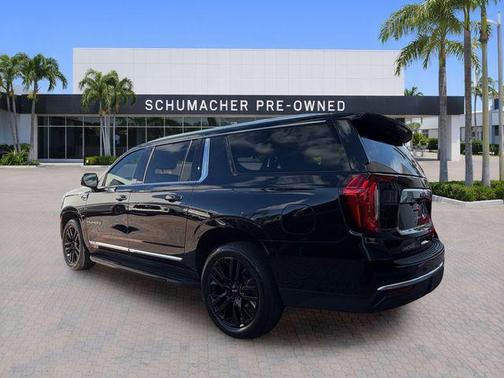 Onyx Black 2023 GMC Yukon XL SLT
