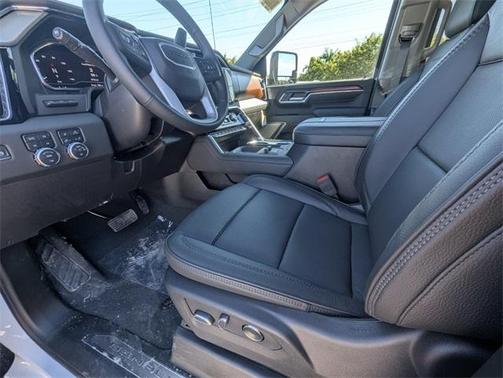 2025 GMC Sierra 2500 Denali