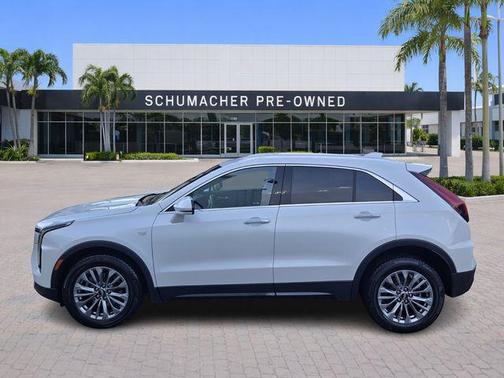 2024 Cadillac XT4 Premium Luxury