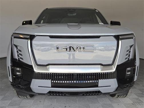 2025 GMC Sierra EV Denali