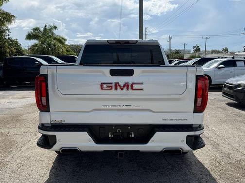 White Frost Tri-Coat 2020 GMC Sierra 1500 Denali