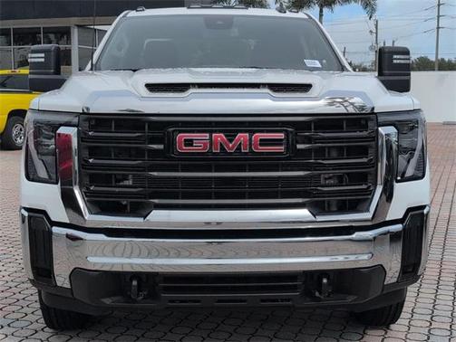 2024 GMC Sierra 3500 Pro