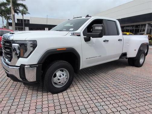 2024 GMC Sierra 3500 Pro