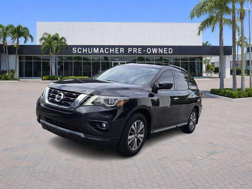 2020 Nissan Pathfinder S