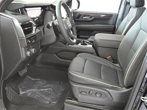 2025 GMC Yukon XL Elevation