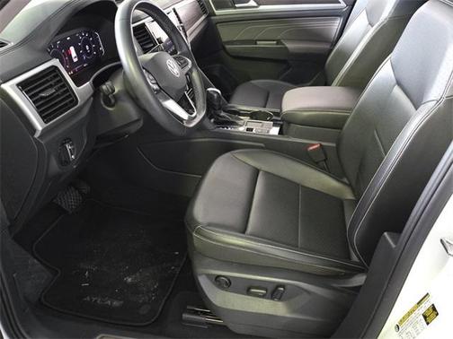 2022 Volkswagen Atlas 2.0T SE w/Technology