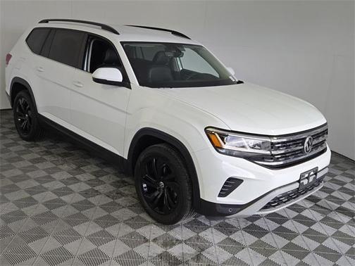 2022 Volkswagen Atlas 2.0T SE w/Technology