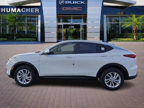 Summit White 2026 Buick Envista Preferred