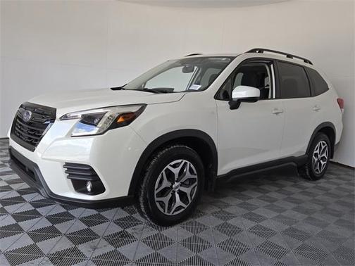2024 Subaru Forester Premium
