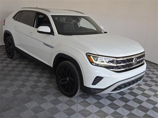 2022 Volkswagen Atlas Cross Sport 3.6L V6 SE w/Technology