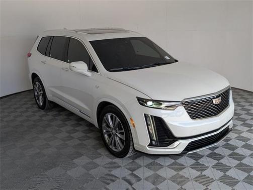 2023 Cadillac XT6 Premium Luxury FWD
