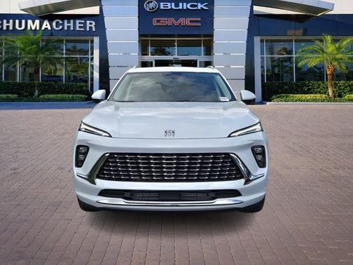 White Tri-Coat 2026 Buick Envision Avenir