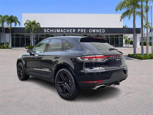 2020 Porsche Macan Base
